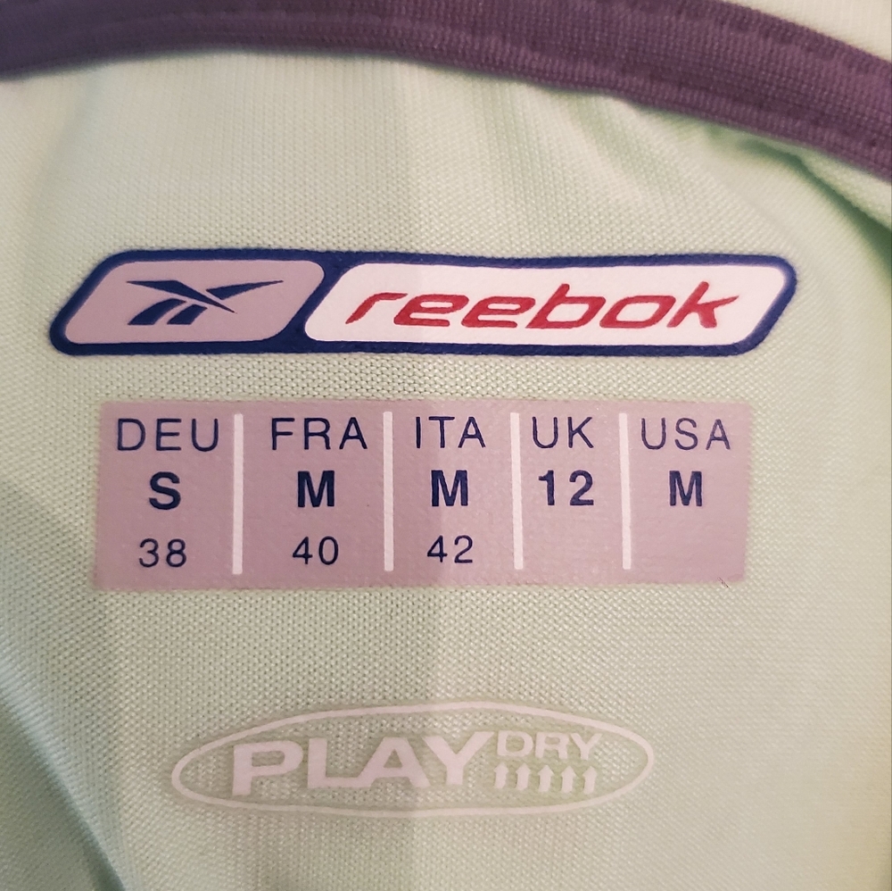 REEBOK -size M- PULLOVER/HOODIE - LONG SLEEVES - Picture 3 of 11